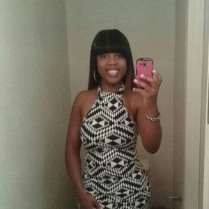 Meet your Posher, Abigail